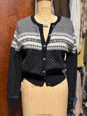 Vintage GAP Black & Gray Fair Isle Button Cardigan